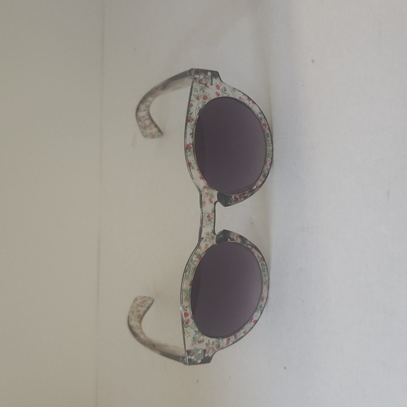 Flower print sunglasses - Picture 4 of 13